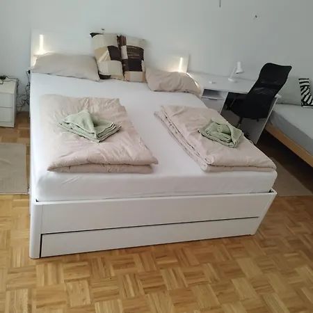 Apartament Apartma Mb Center